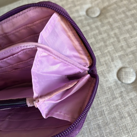 Lug VGC Quilted Wallet - Picture 6 of 7